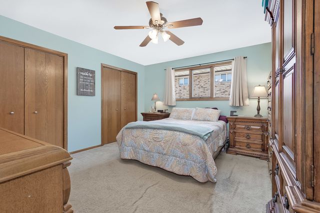 7324 W 152ND Street 73, Orland Park, IL 60462