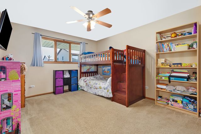 7324 W 152ND Street 73, Orland Park, IL 60462