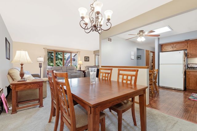 7324 W 152ND Street 73, Orland Park, IL 60462