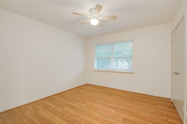 1433 Cedar Post Lane 10, Houston, TX 77055