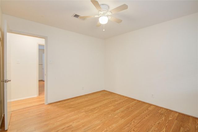 1433 Cedar Post Lane 10, Houston, TX 77055