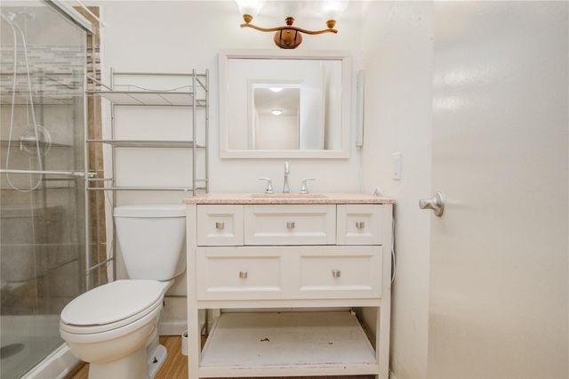 1433 Cedar Post Lane 10, Houston, TX 77055