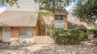 1433 Cedar Post Lane 10, Houston, TX 77055