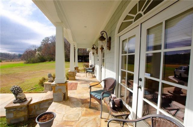 1331 Barrows Grove Road, Buckhead, GA 30625