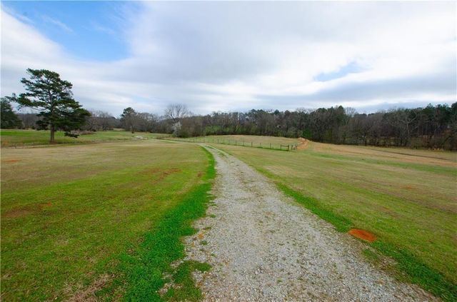 1331 Barrows Grove Road, Buckhead, GA 30625