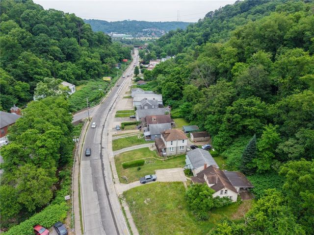 793 Becks Run Rd, Baldwin Boro, PA 15210