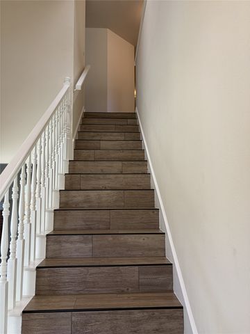 1001 Meadow Creek Drive, Allen, TX 75002