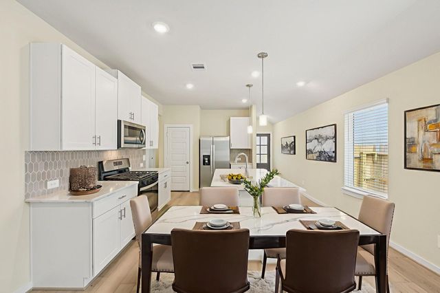 16687 Sterling Cliff Street, Conroe, TX 77302