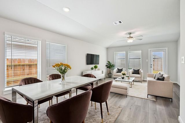 16687 Sterling Cliff Street, Conroe, TX 77302