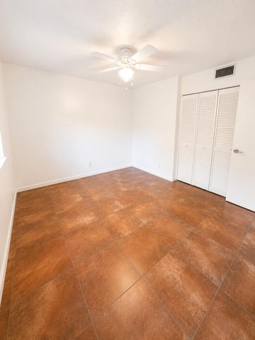 4147 NW 90TH Avenue 206, Coral Springs, FL 33065