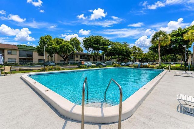 4147 NW 90TH Avenue 206, Coral Springs, FL 33065