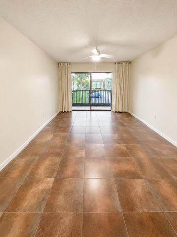4147 NW 90TH Avenue 206, Coral Springs, FL 33065