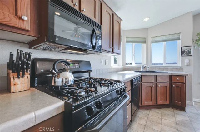 23777 Mulholland 61, Calabasas, CA 91302