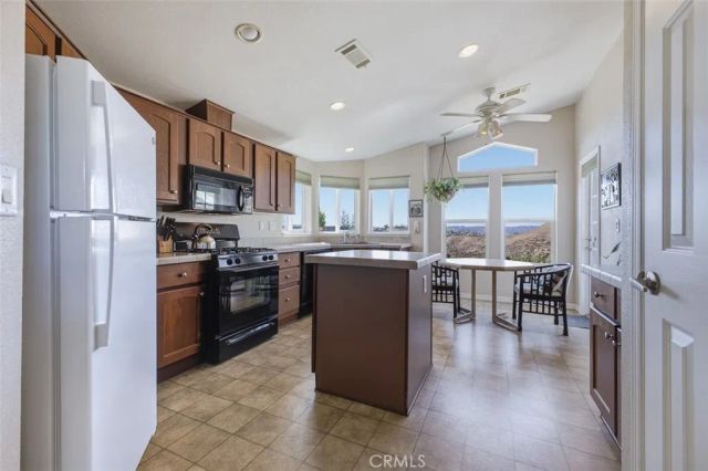 23777 Mulholland 61, Calabasas, CA 91302