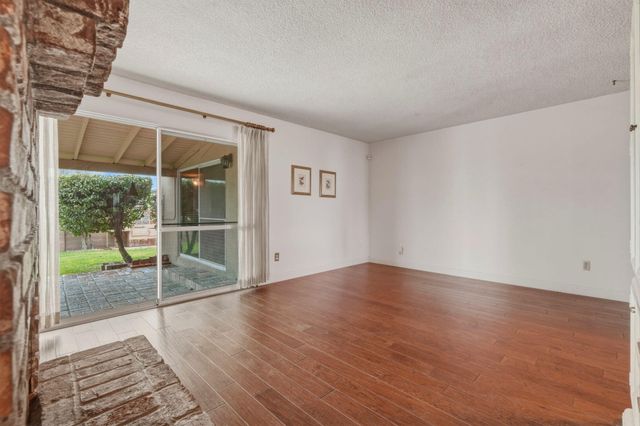 851 N Cottage Street, Porterville, CA 93257