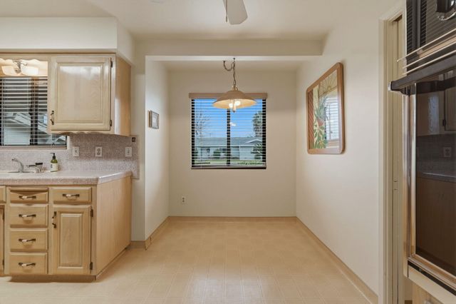 851 N Cottage Street, Porterville, CA 93257