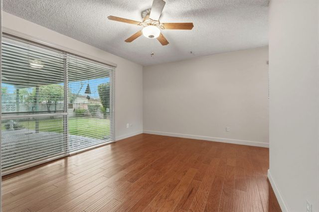 851 N Cottage Street, Porterville, CA 93257