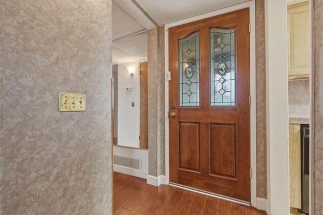 851 N Cottage Street, Porterville, CA 93257