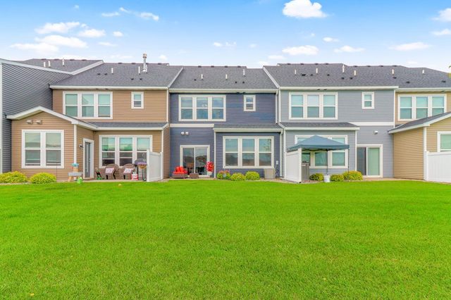 9541 4th Street N, Lake Elmo, MN 55042