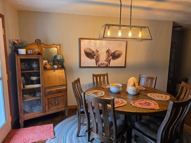 315 N Old Wilderness Road, Nixa, MO 65714