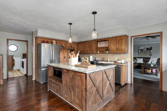 315 N Old Wilderness Road, Nixa, MO 65714