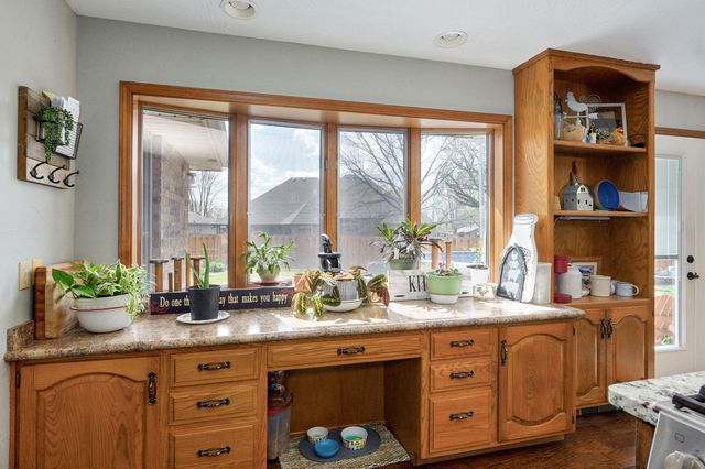 315 N Old Wilderness Road, Nixa, MO 65714
