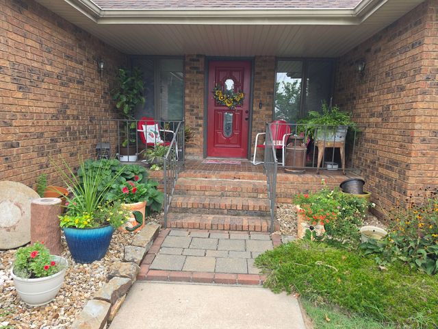 315 N Old Wilderness Road, Nixa, MO 65714