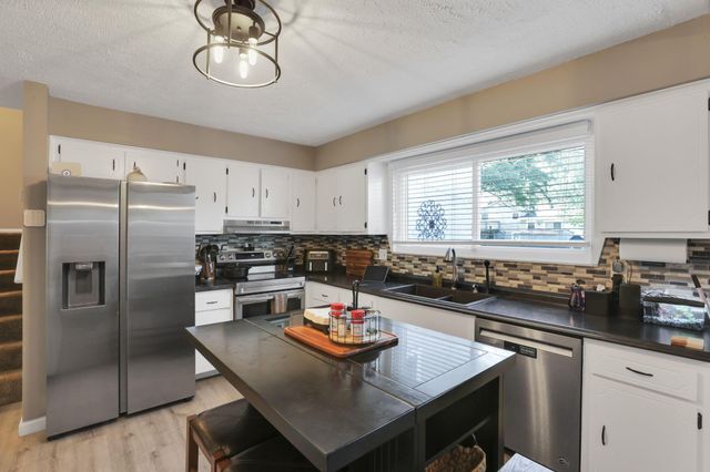 2143 Waldorf Road, Columbus, OH 43229