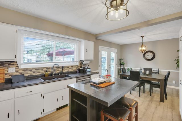 2143 Waldorf Road, Columbus, OH 43229