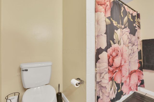 2143 Waldorf Road, Columbus, OH 43229