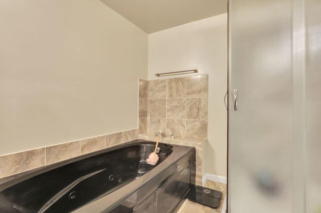 2143 Waldorf Road, Columbus, OH 43229