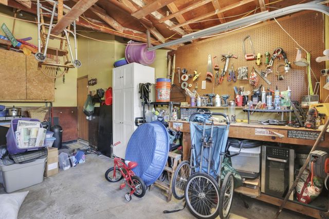 2143 Waldorf Road, Columbus, OH 43229