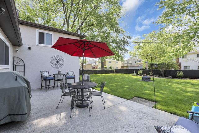 2143 Waldorf Road, Columbus, OH 43229