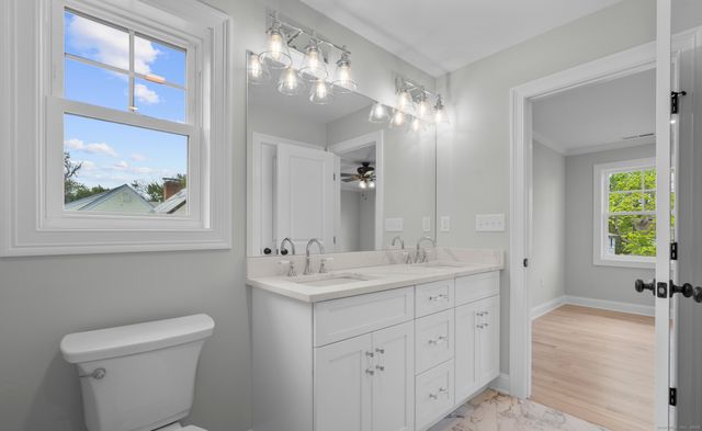 52 Circle Drive, Stratford, CT 06614