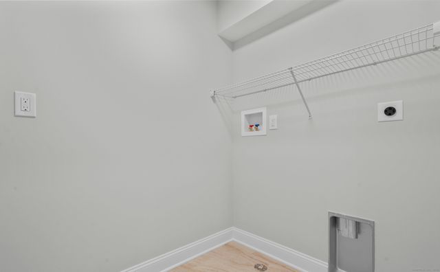 52 Circle Drive, Stratford, CT 06614