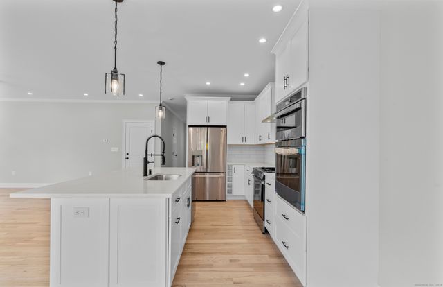 52 Circle Drive, Stratford, CT 06614