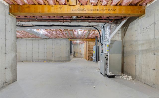 52 Circle Drive, Stratford, CT 06614