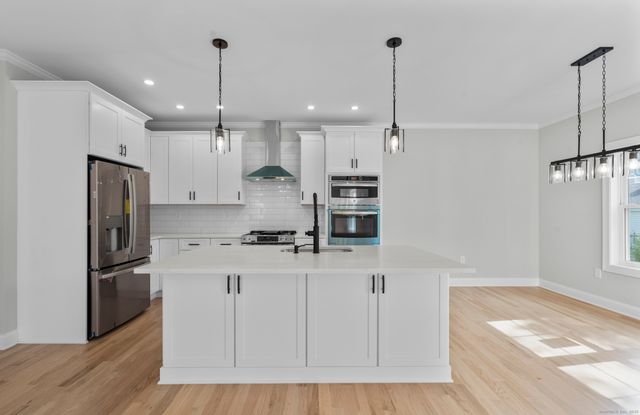 52 Circle Drive, Stratford, CT 06614