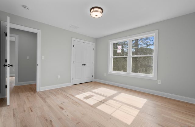 52 Circle Drive, Stratford, CT 06614