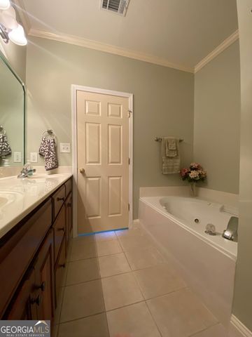 304 Dixieland Drive, Byron, GA 31008