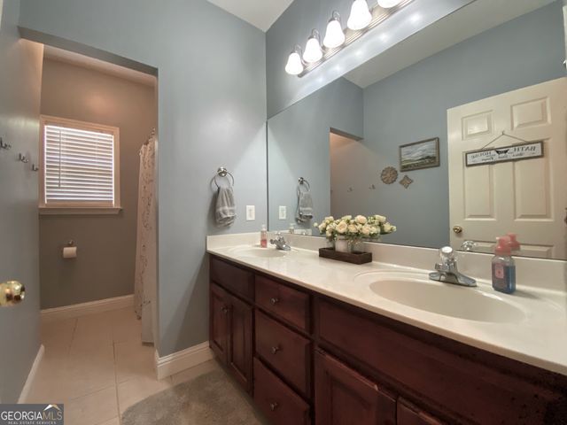 304 Dixieland Drive, Byron, GA 31008