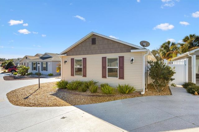 2610 LINDEWOOD STREET, The Villages, FL 32163