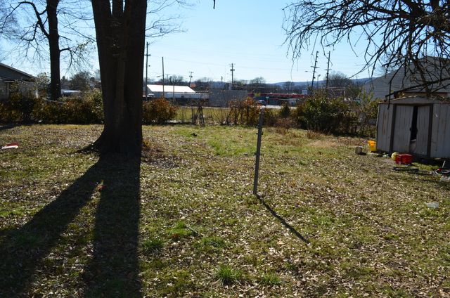 2806 E 46th Street, Chattanooga, TN 37407