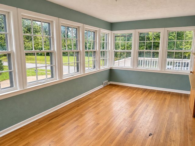 525 16th Street, West Des Moines, IA 50265