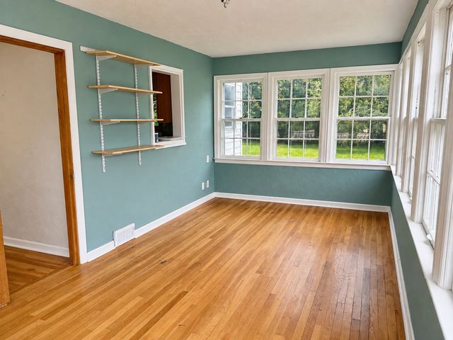 525 16th Street, West Des Moines, IA 50265