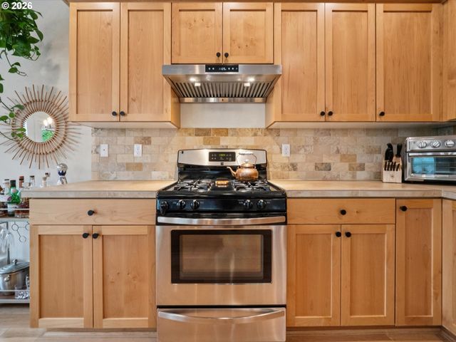 13645 Sw CAPULET Ln, King City, OR 97224