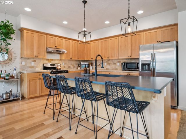 13645 Sw CAPULET Ln, King City, OR 97224