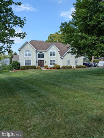 611 TALL PINES LN, Horsham, PA 19044