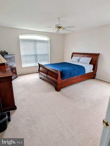 611 TALL PINES LN, Horsham, PA 19044