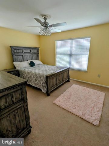 611 TALL PINES LN, Horsham, PA 19044